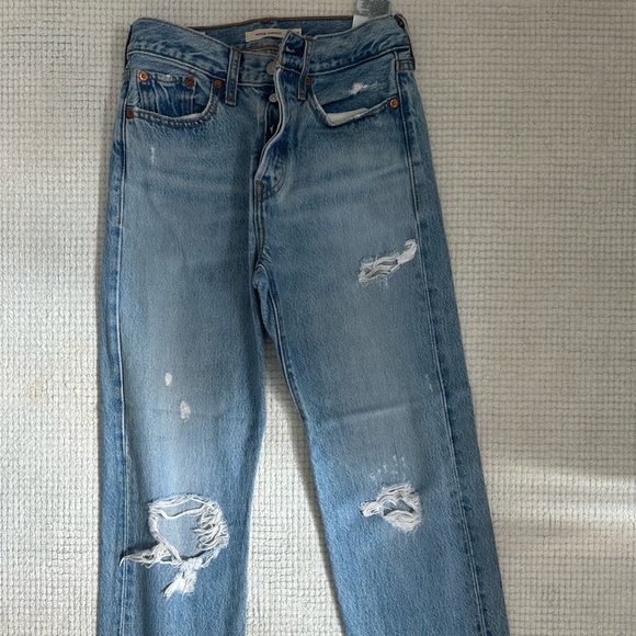 SZ 25 Levi’s Ripped Wedgie Straight - Picture 5 of 5
